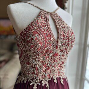 Dave & Johnny - Ornate Halter Cutout A-Line Dress - Burgundy Red - NWT - Size 10